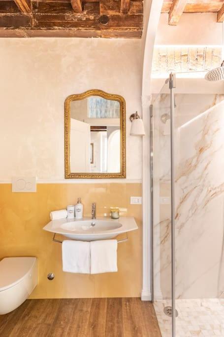 Frattina Elegance Suite Рим Экстерьер фото